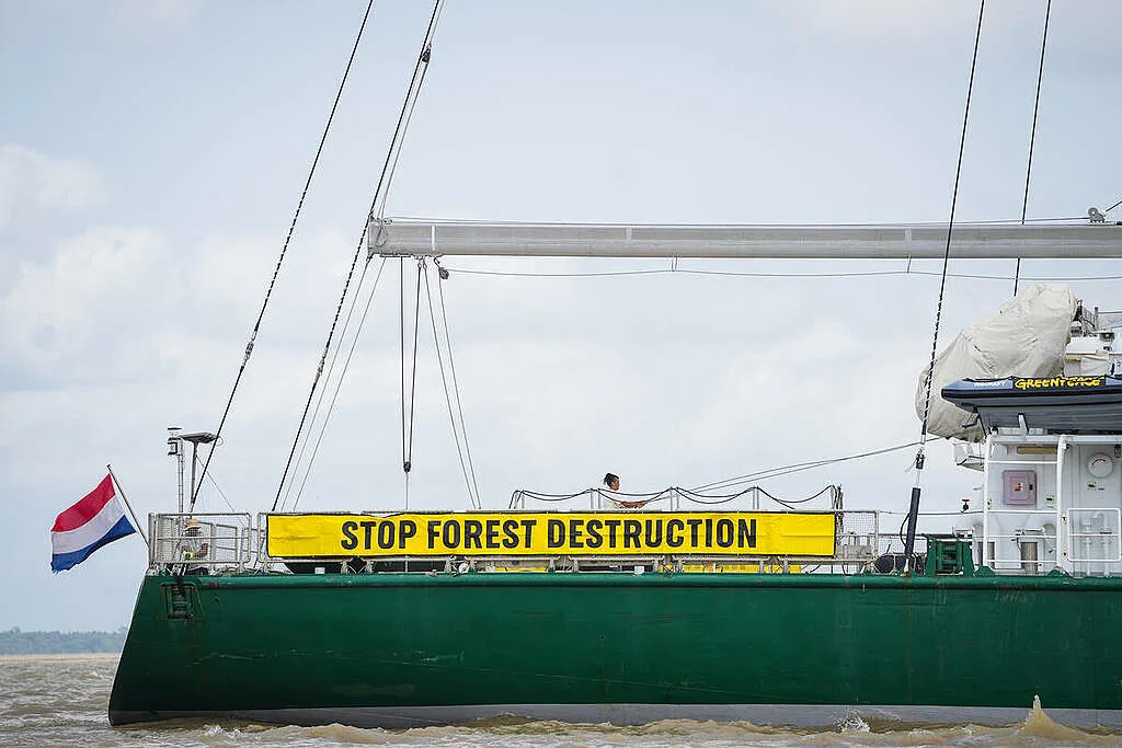 Rainbow Warrior — Greenpeace COP30 Belém 2025